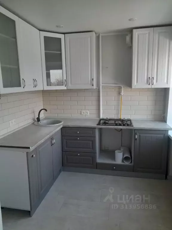 3-к кв. Самарская область, Тольятти ул. Горького, 36 (54.7 м) - Фото 0