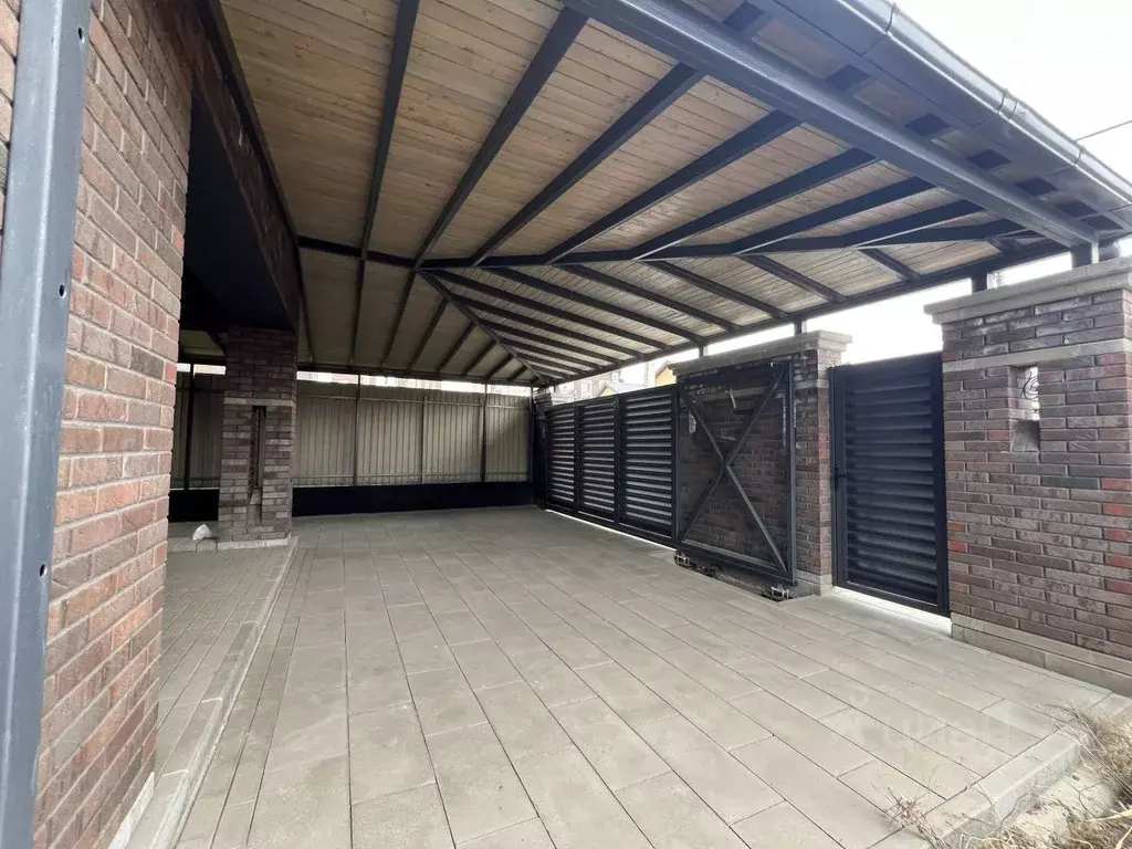 Дом в Ростовская область, Аксай ул. Гвардейская, 65 (224 м) - Фото 1