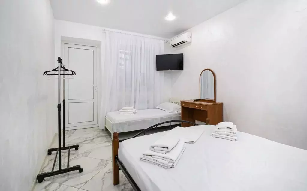 Комната Краснодарский край, Геленджик ул. Некрасова, 10 (15.0 м) - Фото 0