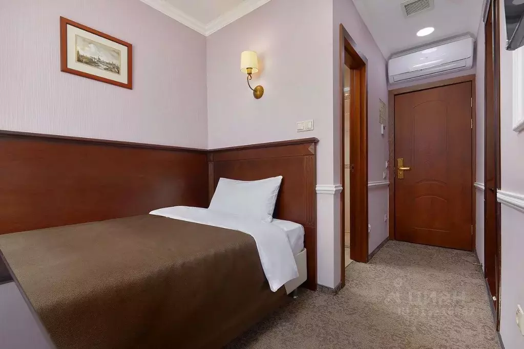 Комната Москва ул. Большая Дмитровка, 8С5 (10.0 м) - Фото 1