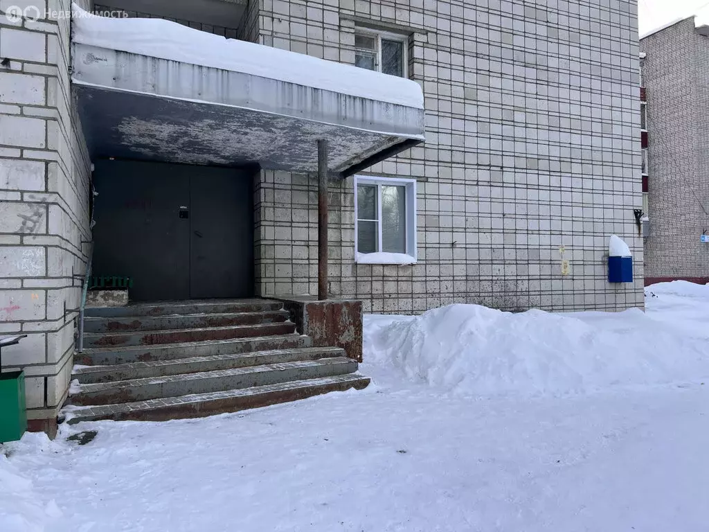 1-комнатная квартира: Кирово-Чепецк, улица Ленина, 64к3 (32.7 м) - Фото 2