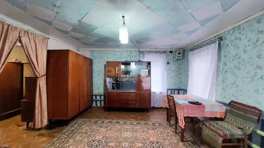 Дом в Саратовская область, Красный Октябрь рп ул. Первомайская, 23 (40 ... - Фото 1