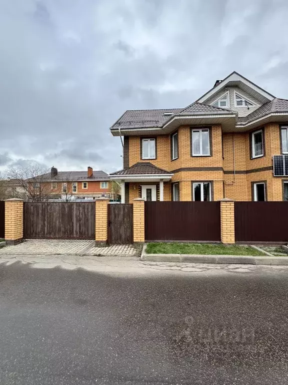 Таунхаус в Московская область, Щелково городской округ, Лосиный ... - Фото 1