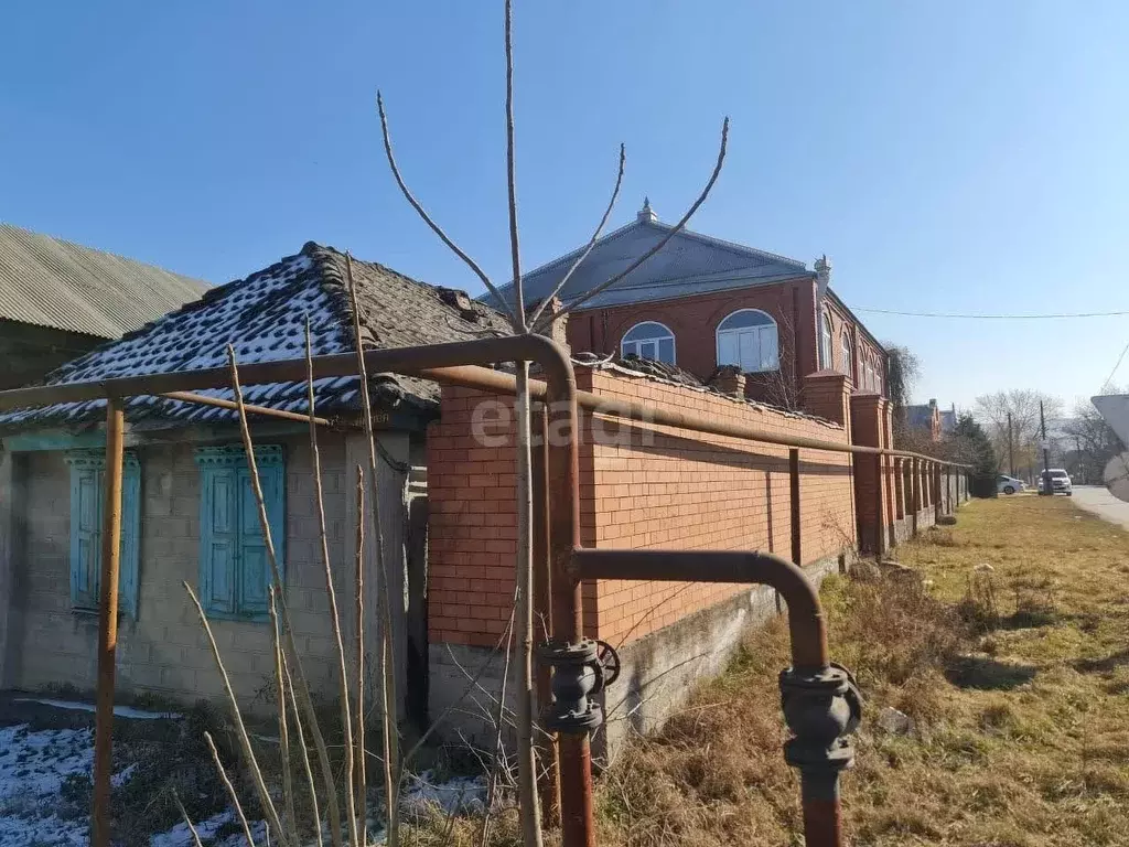 Участок в Ингушетия, Карабулак ул. Суламбека Осканова (8.0 сот.) - Фото 0