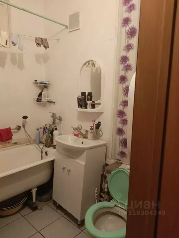 2-к кв. Свердловская область, Серов Белореченская ул., 9 (38.9 м) - Фото 0