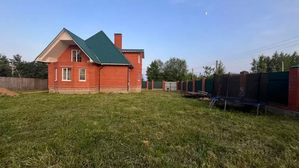 Дом в Смоленская область, Вязьма Солнечная ул., 22 (183 м) - Фото 1