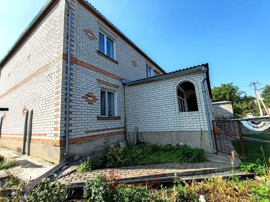 Дом в Белгородская область, Белгород Репное мкр, пер. 2-й Вольный, 10 ... - Фото 1