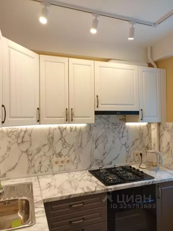 3-к кв. Санкт-Петербург ул. Софьи Ковалевской, 3К4 (58.7 м) - Фото 1