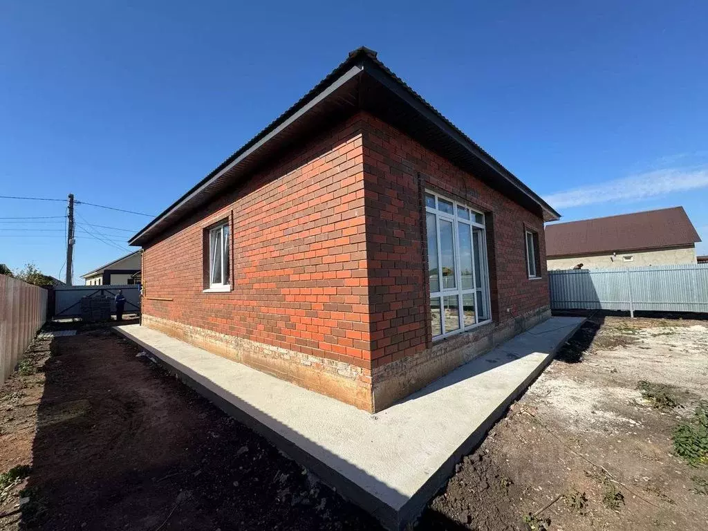 Дом в Оренбургская область, Оренбургский район, Южноуральский ... - Фото 1