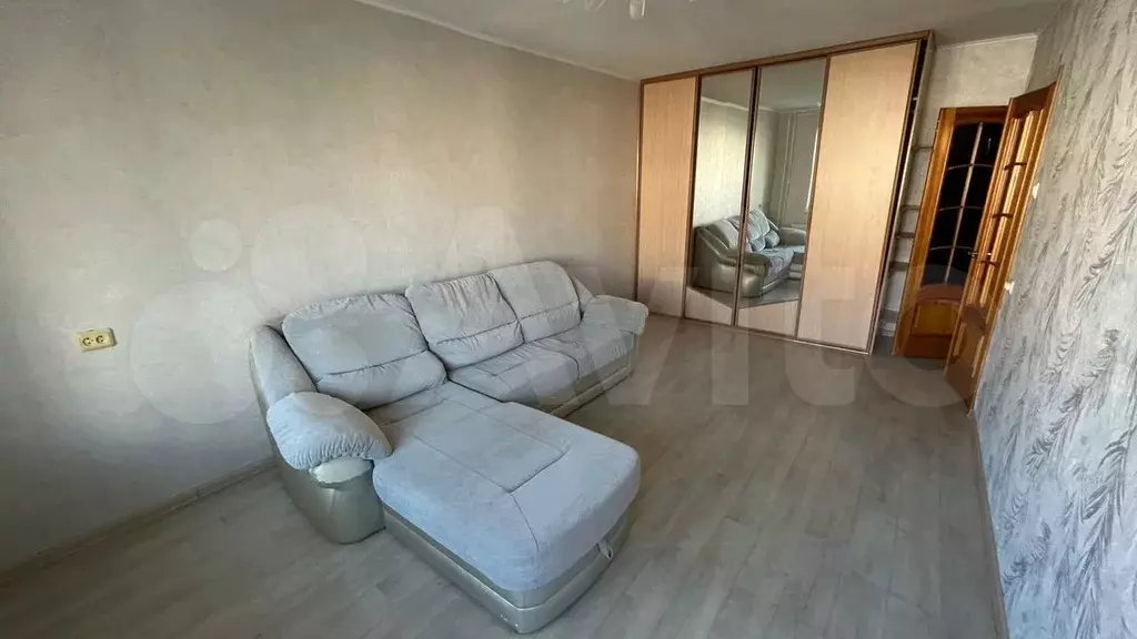2-к. квартира, 55 м, 3/9 эт. - Фото 0