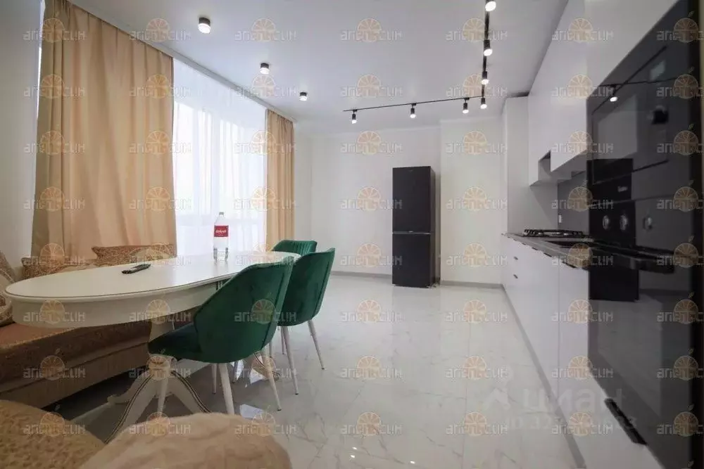 3-к кв. Ставропольский край, Ставрополь ул. Андрея Голуба, 16к3 (86.2 ... - Фото 2