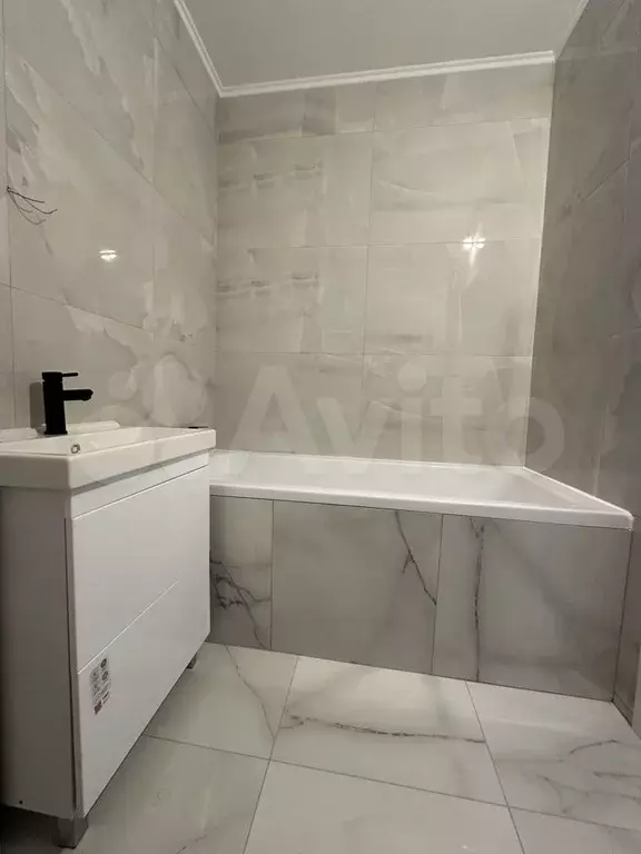 1-к. квартира, 37 м, 2/5 эт. - Фото 1