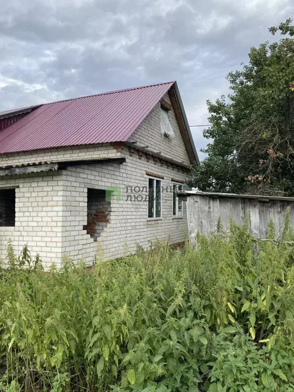 Дом в Татарстан, Зеленодольский район, Нурлатское с/пос, с. Нурлаты ... - Фото 0