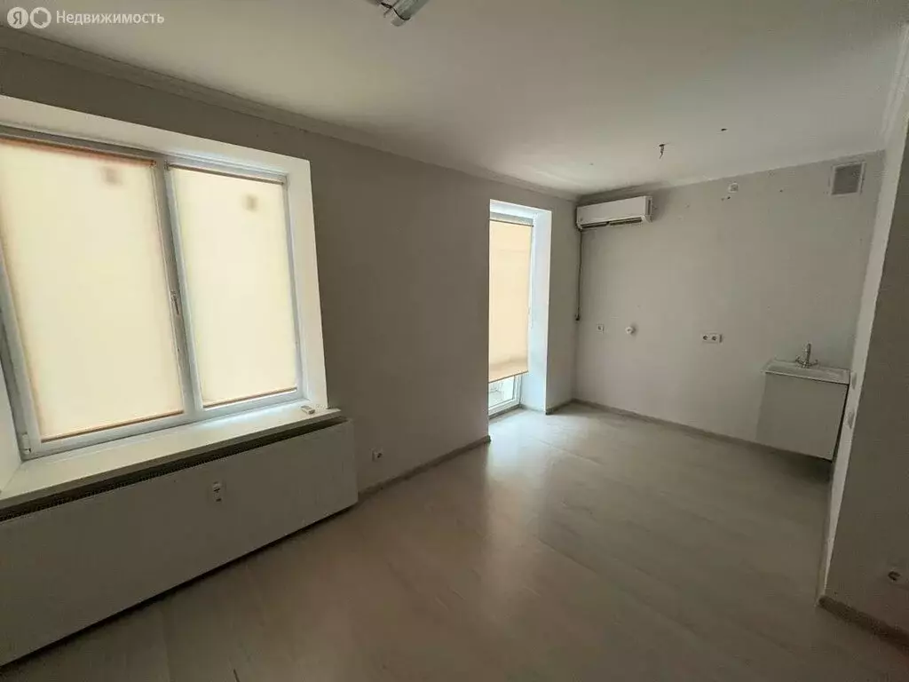 Квартира-студия: посёлок городского типа Стройкерамика, улица Анетты ... - Фото 2