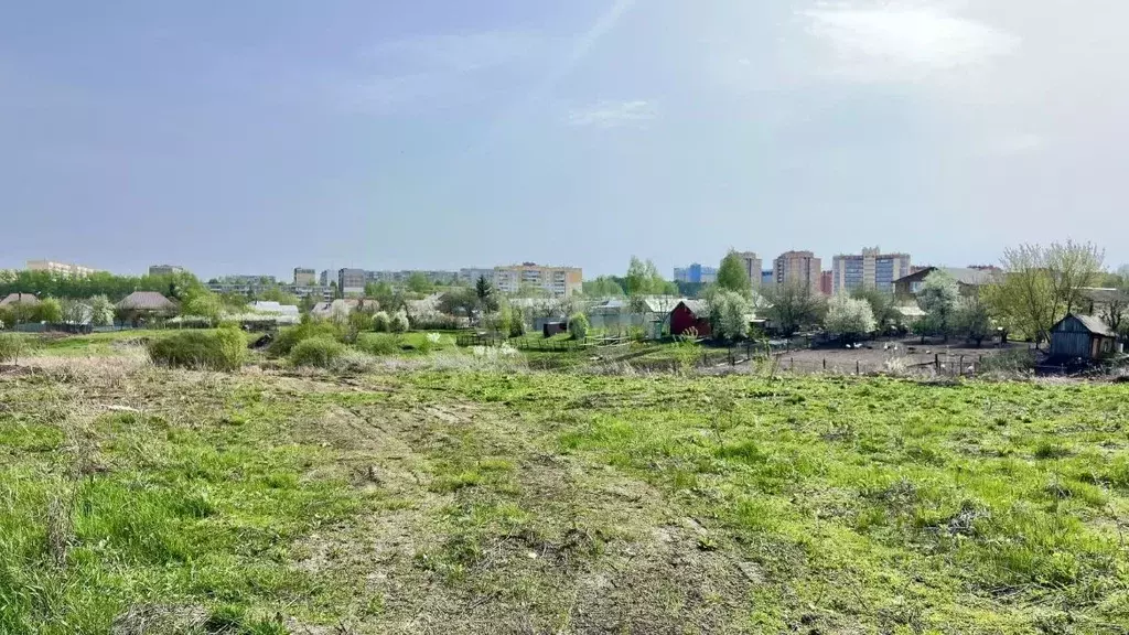 Участок в Мордовия, Лямбирский район, с. Берсеневка ул. Гагарина, 18А ... - Фото 0