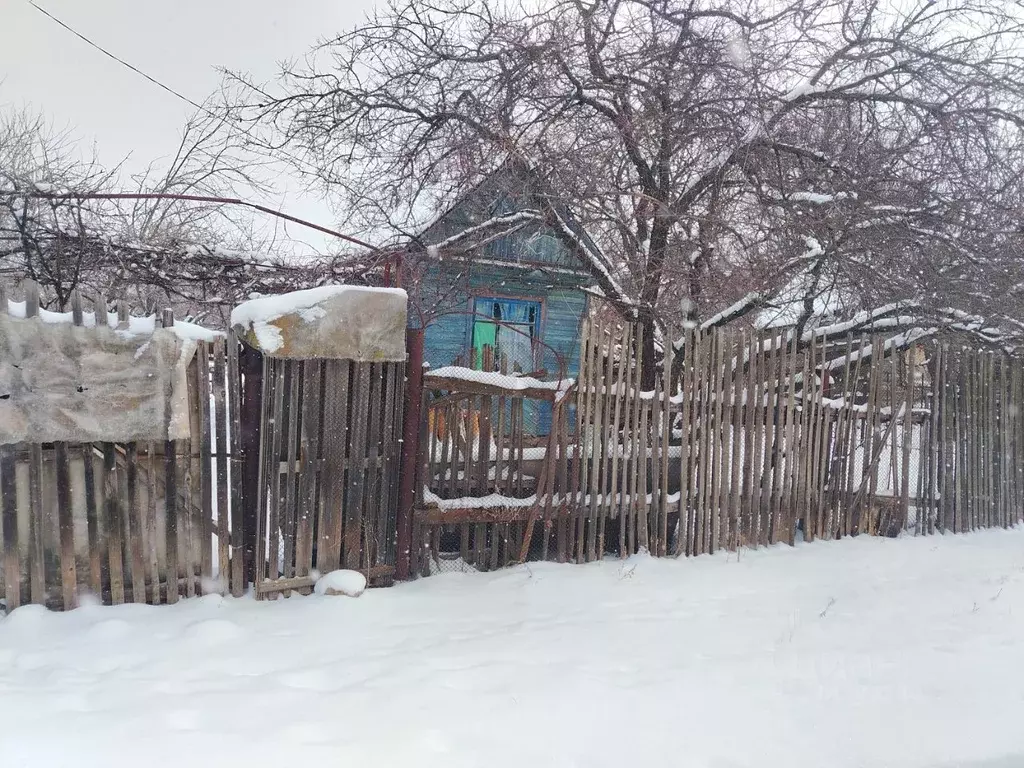 Дом в Волгоградская область, Волжский Мичуринец СНТ, ул. 8-я (11 м) - Фото 0