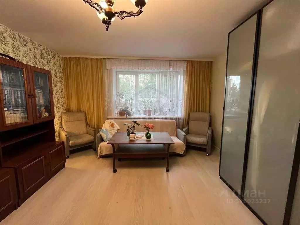 1-к кв. Калужская область, Калуга Николо-Козинская ул., 114к1 (37.5 м) - Фото 1