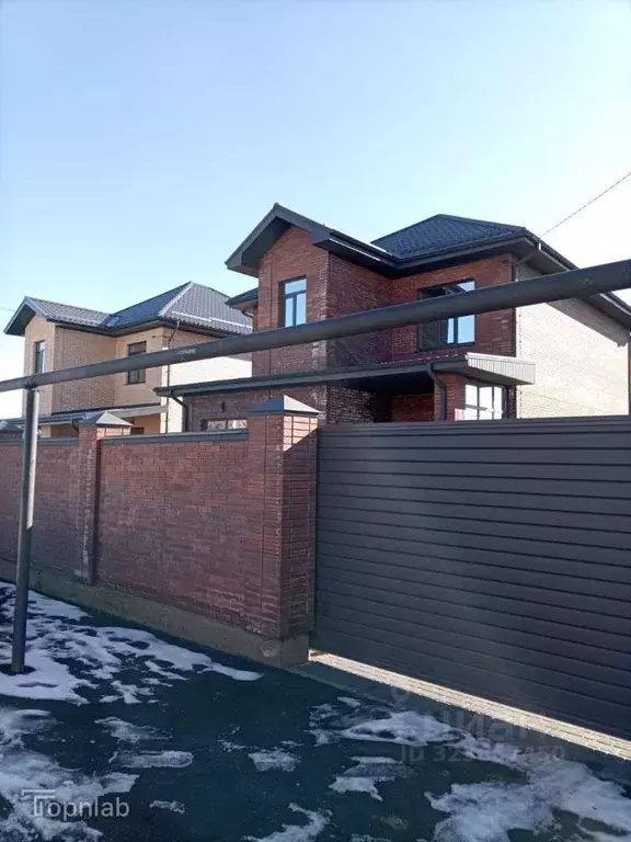 Дом в Ставропольский край, Ставрополь Крымский проезд, 61 (198 м) - Фото 1