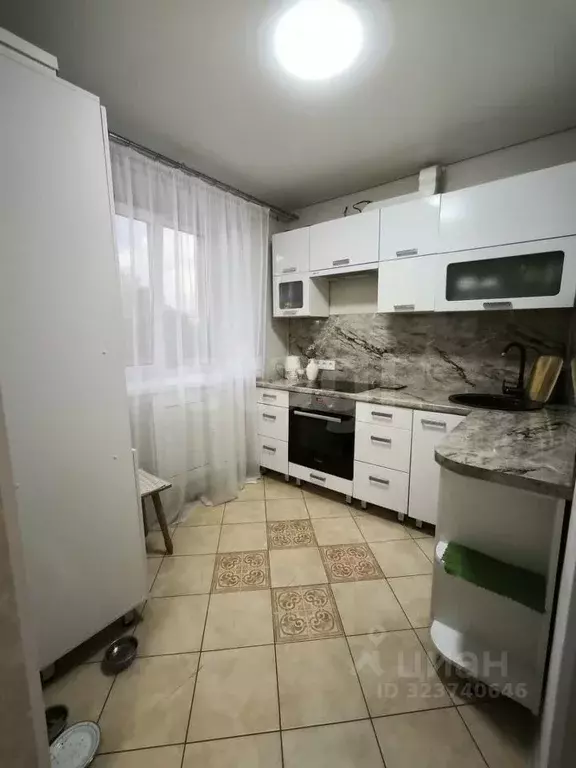 3-к кв. Кемеровская область, Кемерово Космическая ул., 1 (57.6 м) - Фото 1