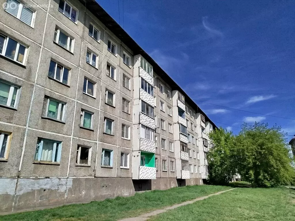 2-комнатная квартира: Иркутск, улица Ярославского, 234 (45 м) - Фото 1