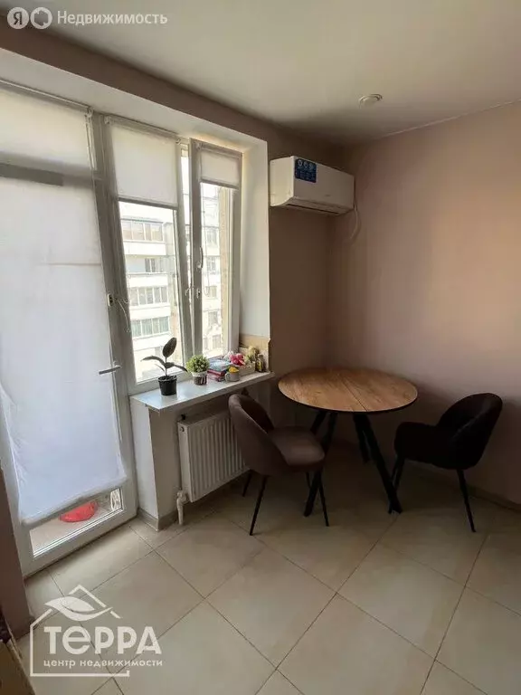 3-комнатная квартира: Первомайское, улица Эдуарда Корпана, 5 (69 м) - Фото 1