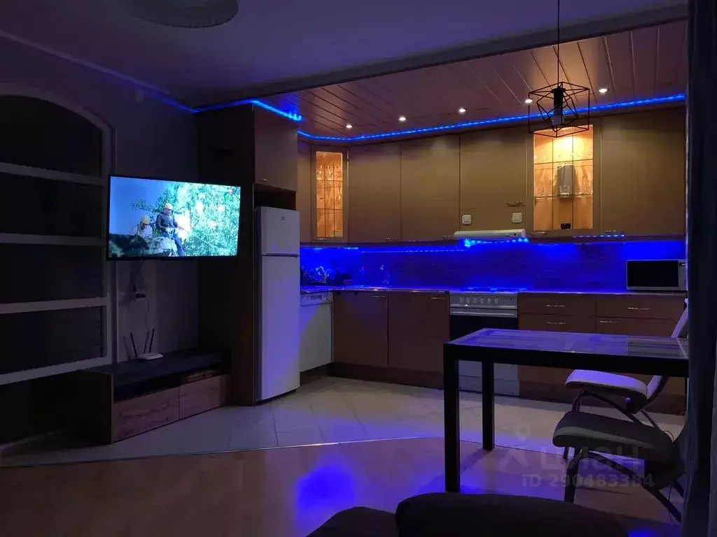 2-к кв. Карелия, Петрозаводск ул. Сусанина, 4а (60.0 м) - Фото 1