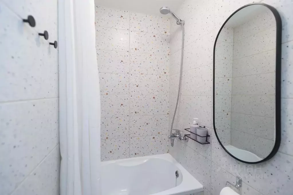 1-к кв. Свердловская область, Екатеринбург ул. Московская, 35 (16.0 м) - Фото 2