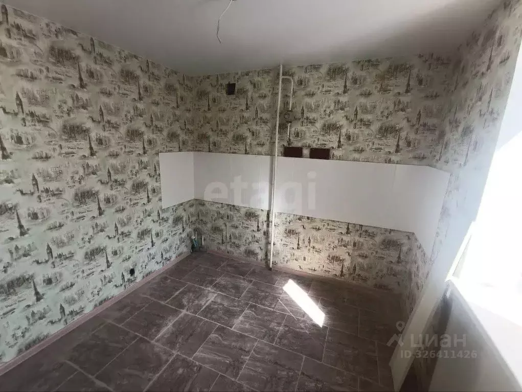 1-к кв. Крым, Кировское пгт ул. Новая, 5 (29.7 м) - Фото 1