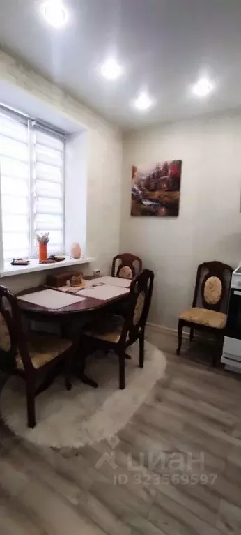 2-к кв. Волгоградская область, Волгоград ул. Расула Гамзатова, 11 ... - Фото 2