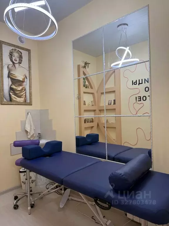 Помещение свободного назначения в Московская область, Красногорск бул. ... - Фото 1