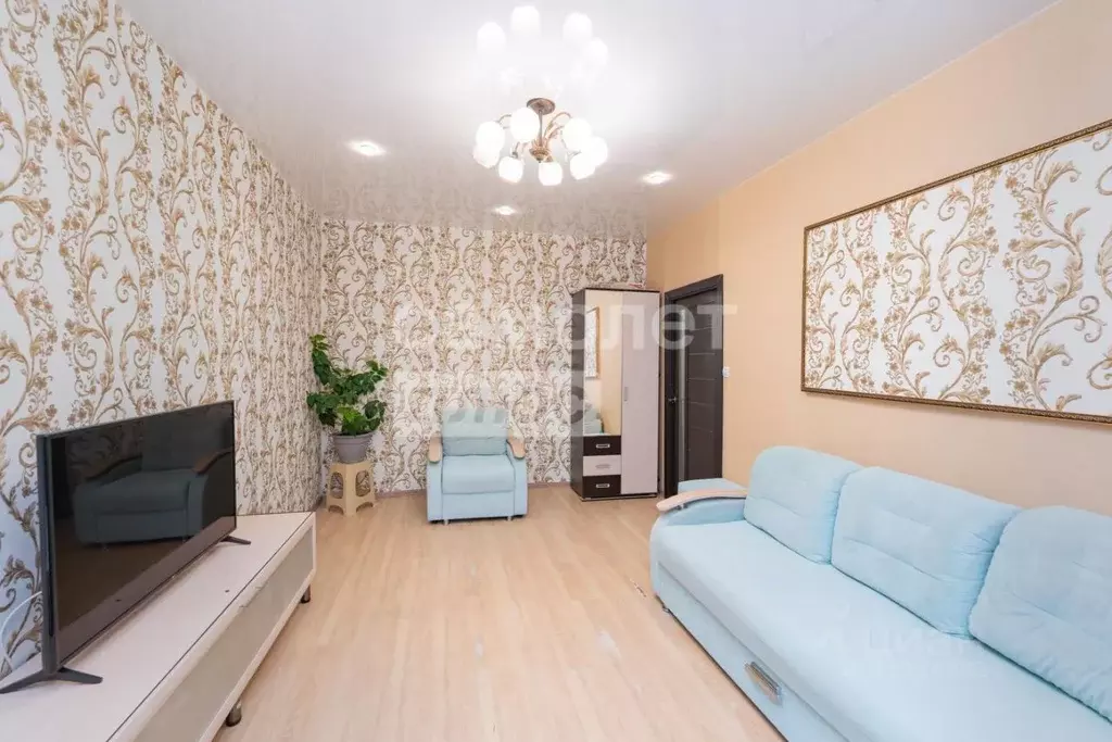 3-к кв. Пермский край, Пермь ул. Мира, 102а (75.0 м) - Фото 1