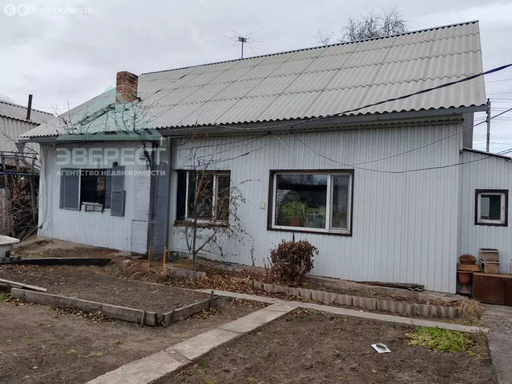 Дом в Черногорск, улица Фрунзе (80 м) - Фото 0