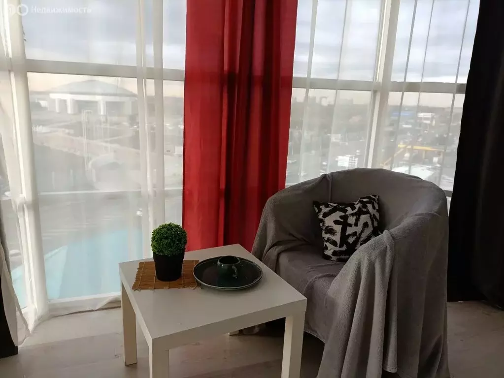 Квартира-студия: Краснодар, улица имени М.Е. Соколова, 86к1 (29.5 м) - Фото 2