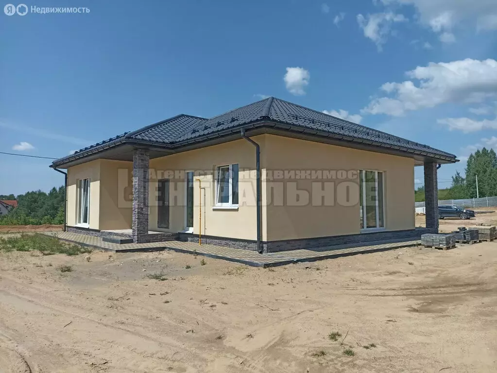 Дом в Смоленский муниципальный округ, деревня Ясенная (132 м) - Фото 0