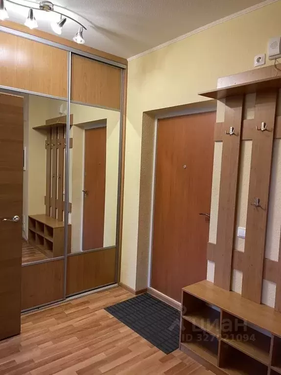 1-к кв. Свердловская область, Екатеринбург ул. Юмашева, 15 (50.0 м) - Фото 1