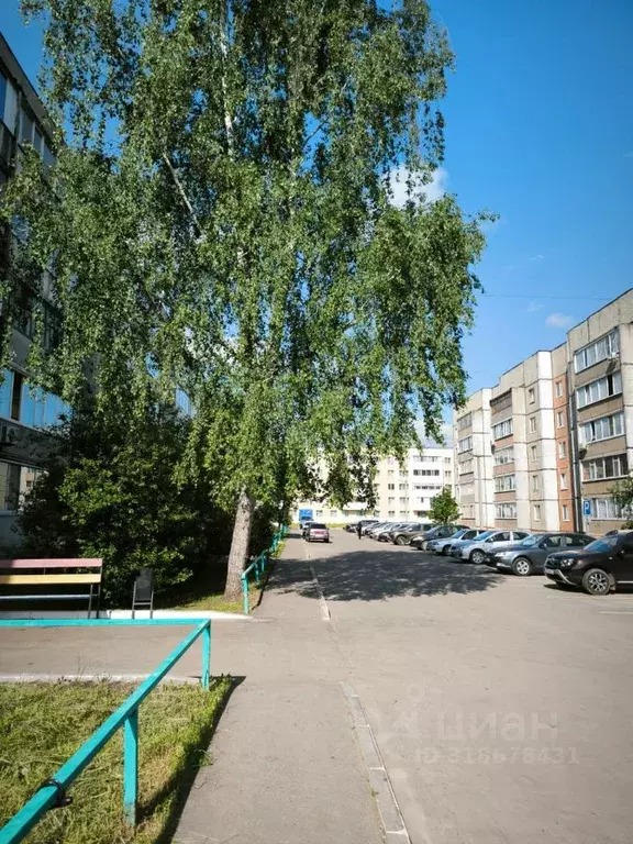 2-к кв. Башкортостан, Нефтекамск ул. Ленина, 27Б (50.0 м) - Фото 0