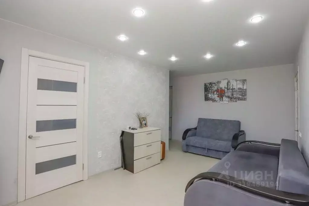 3-к кв. Иркутская область, Иркутск ул. Красных Мадьяр, 133 (55.0 м) - Фото 0