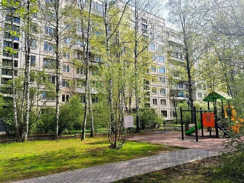 3-к кв. Санкт-Петербург ул. Карпинского, 11к1 (67.8 м) - Фото 0