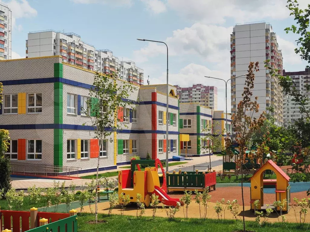 2-к. квартира, 65 м, 8/17 эт. - Фото 0