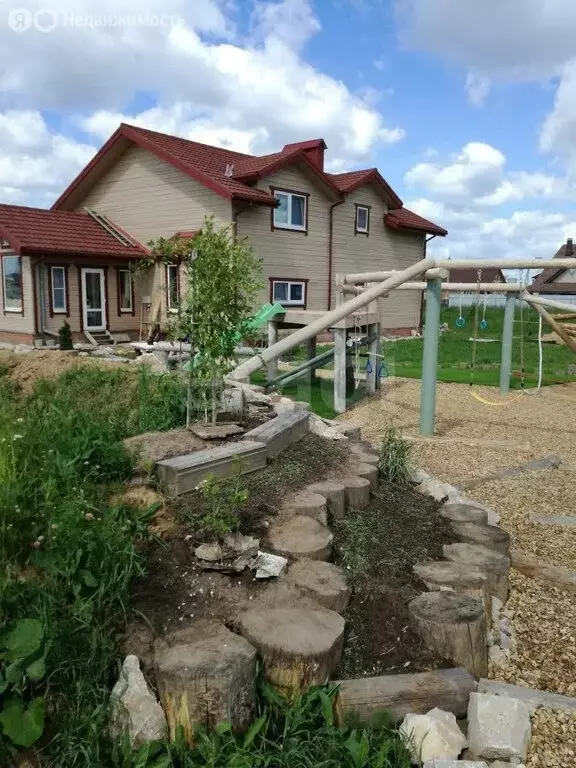 Дом в деревня Колюпаново, Бирюзовая улица (221 м) - Фото 1