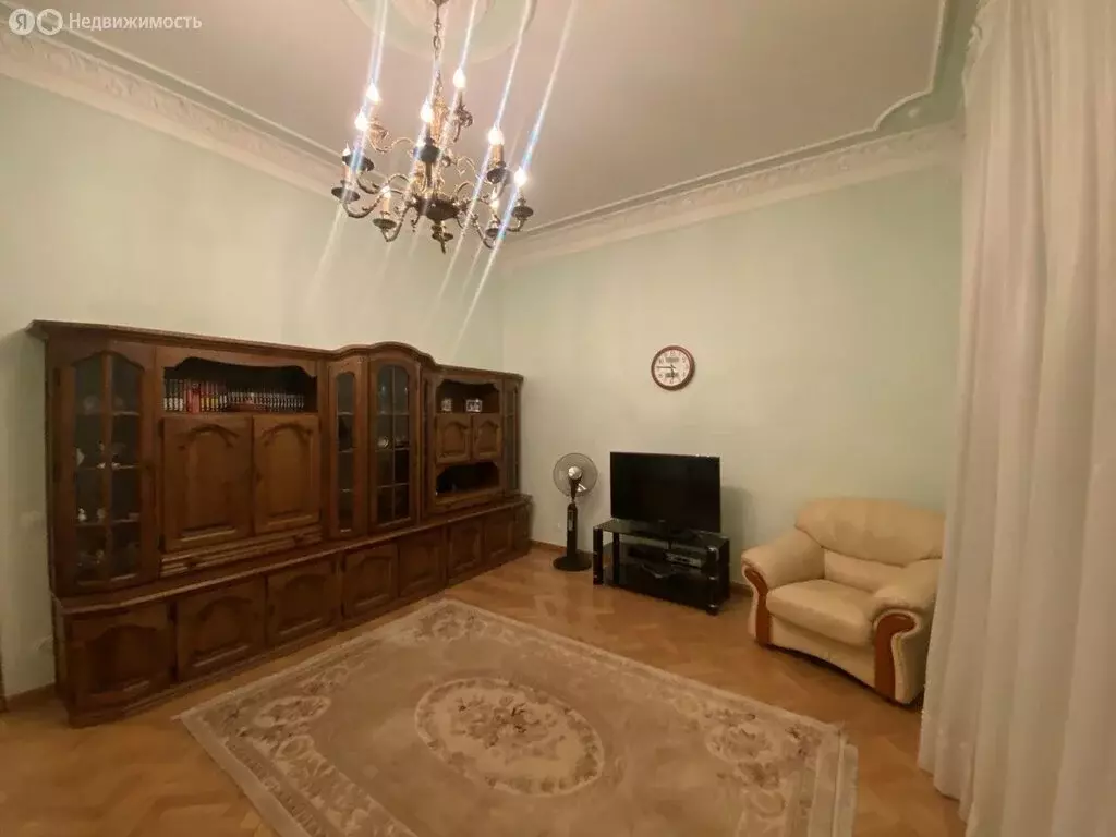 3-комнатная квартира: Ялта, улица Пальмиро Тольятти, 13 (115 м) - Фото 2