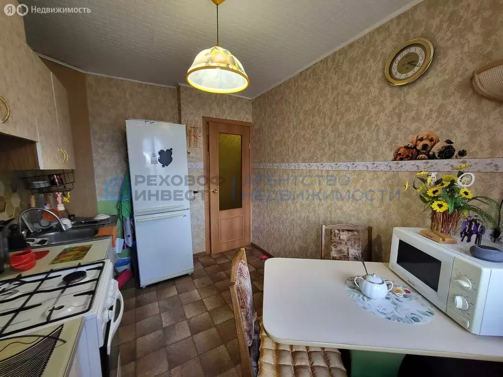 4-комнатная квартира: Белорецк, улица С. Кирова, 62 (72.8 м) - Фото 1
