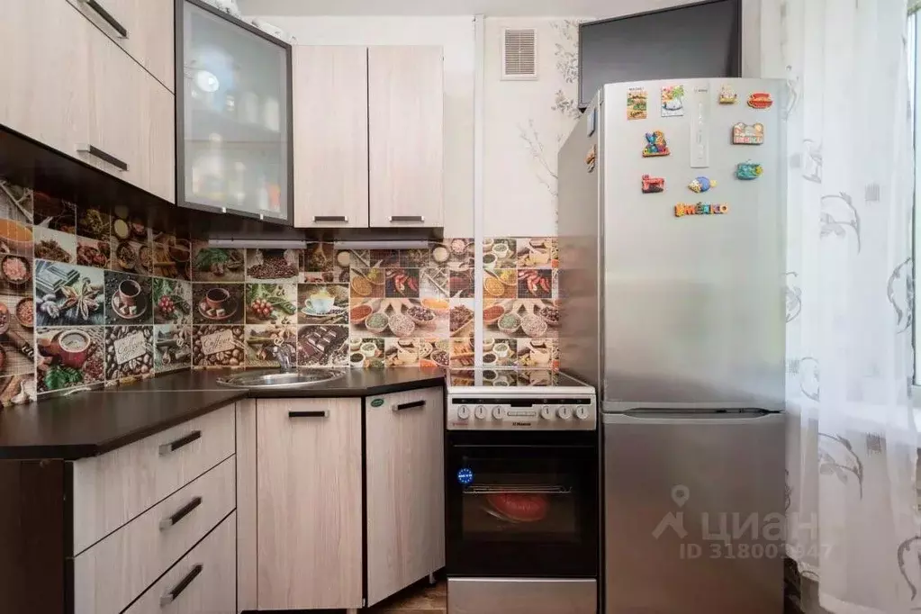 3-к кв. Иркутская область, Иркутск бул. Рябикова, 5 (58.2 м) - Фото 0