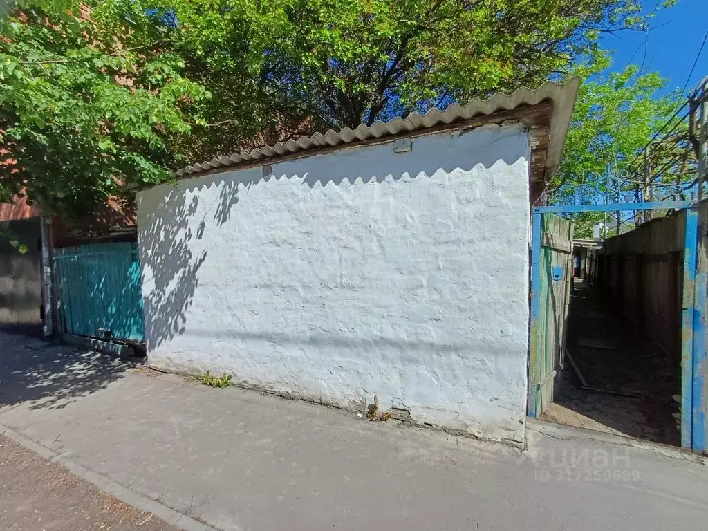 Дом в Ростовская область, Ростов-на-Дону Абхазская ул., 4 (80 м) - Фото 0