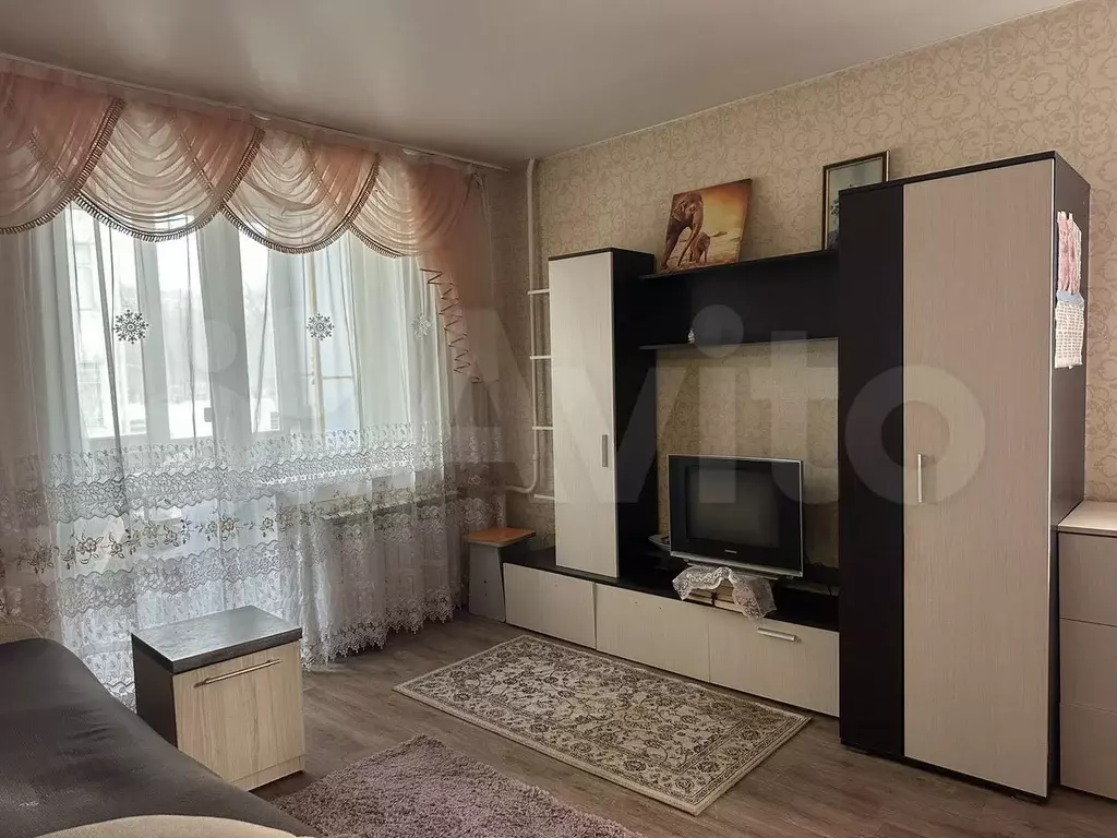1-к. квартира, 37 м, 1/9 эт. - Фото 1