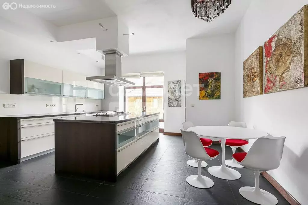 Дом в Москва, район Троицк, деревня Пенино (800 м) - Фото 2