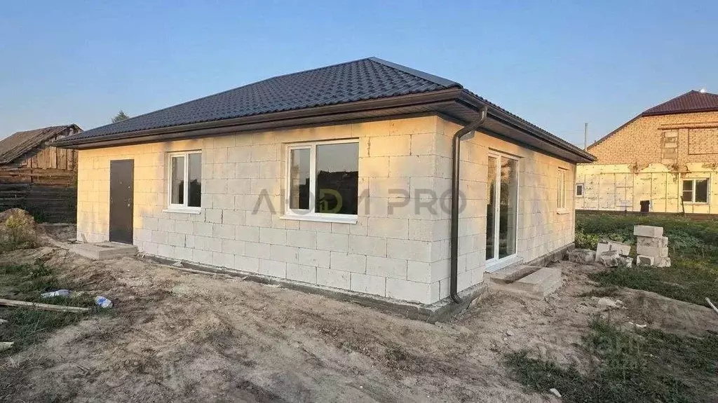 Дом в Алтайский край, Барнаул городской округ, пос. Пригородный ул. ... - Фото 1