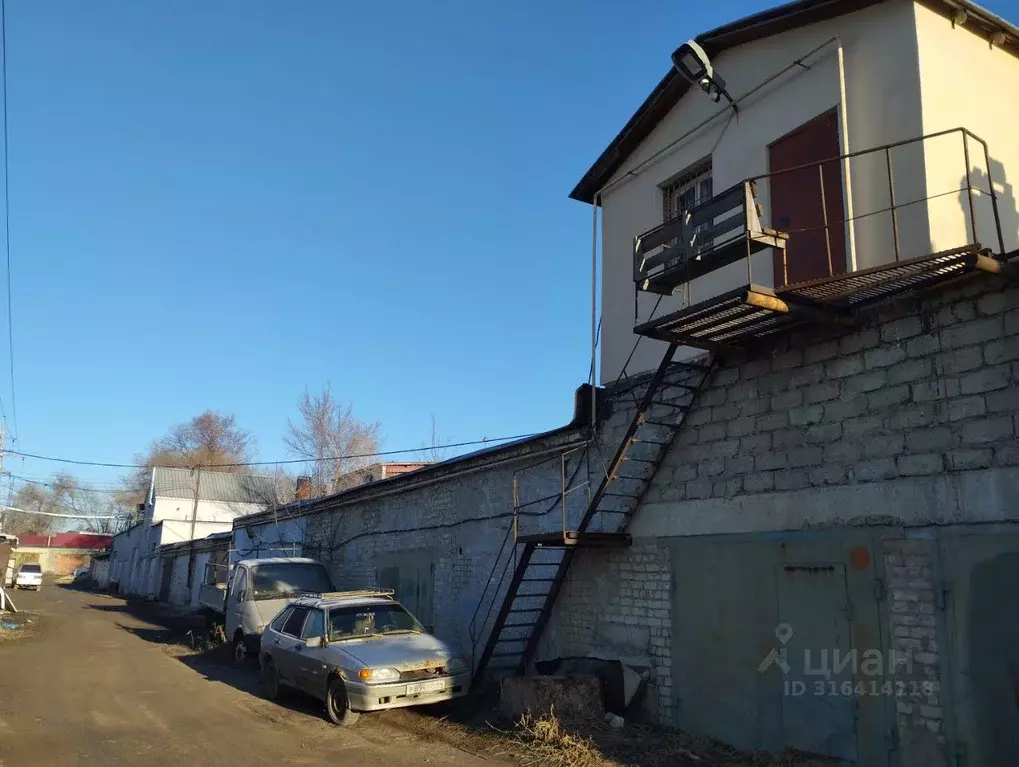 Помещение свободного назначения в Саратовская область, Саратов тракт ... - Фото 0