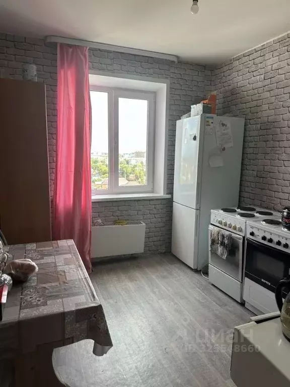 Студия Омская область, Омск Тарская ул., 261к1 (33.1 м) - Фото 1