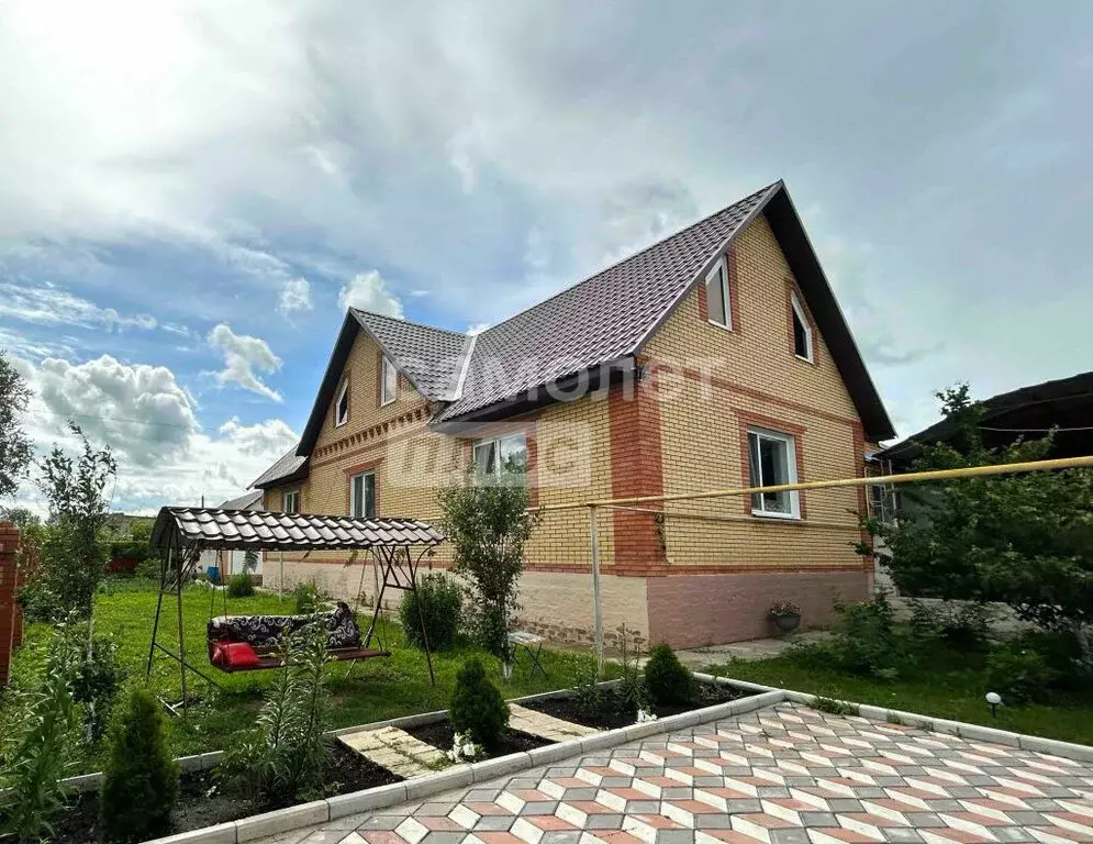 Дом в село Новая Малыкла, улица Труда, 53Д (264.5 м) - Фото 1